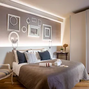 https://elegant-location-in-florence.it-tuscanyhotel.com