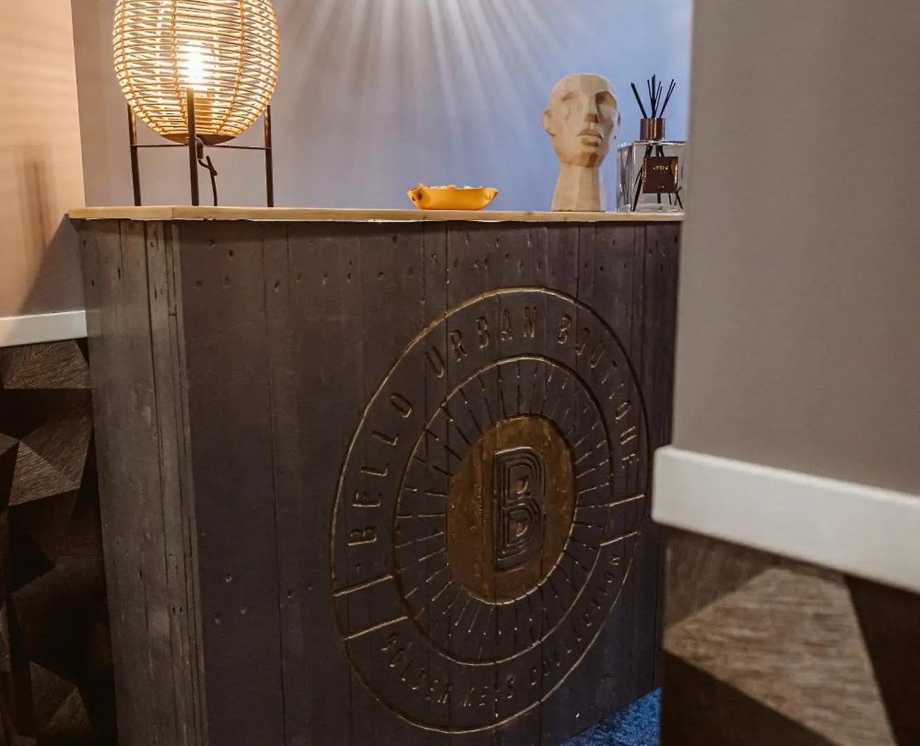 Bello Urban Boutique - Golden Keys Collection Rome Italy
