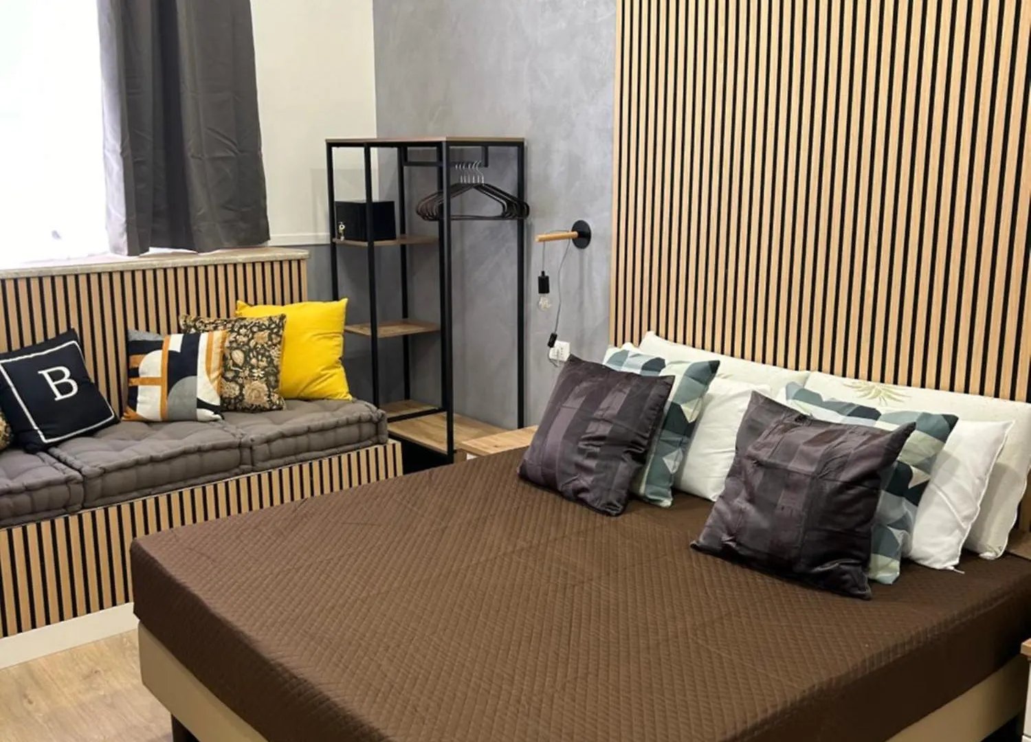 Bello Urban Boutique - Golden Keys Collection Rome